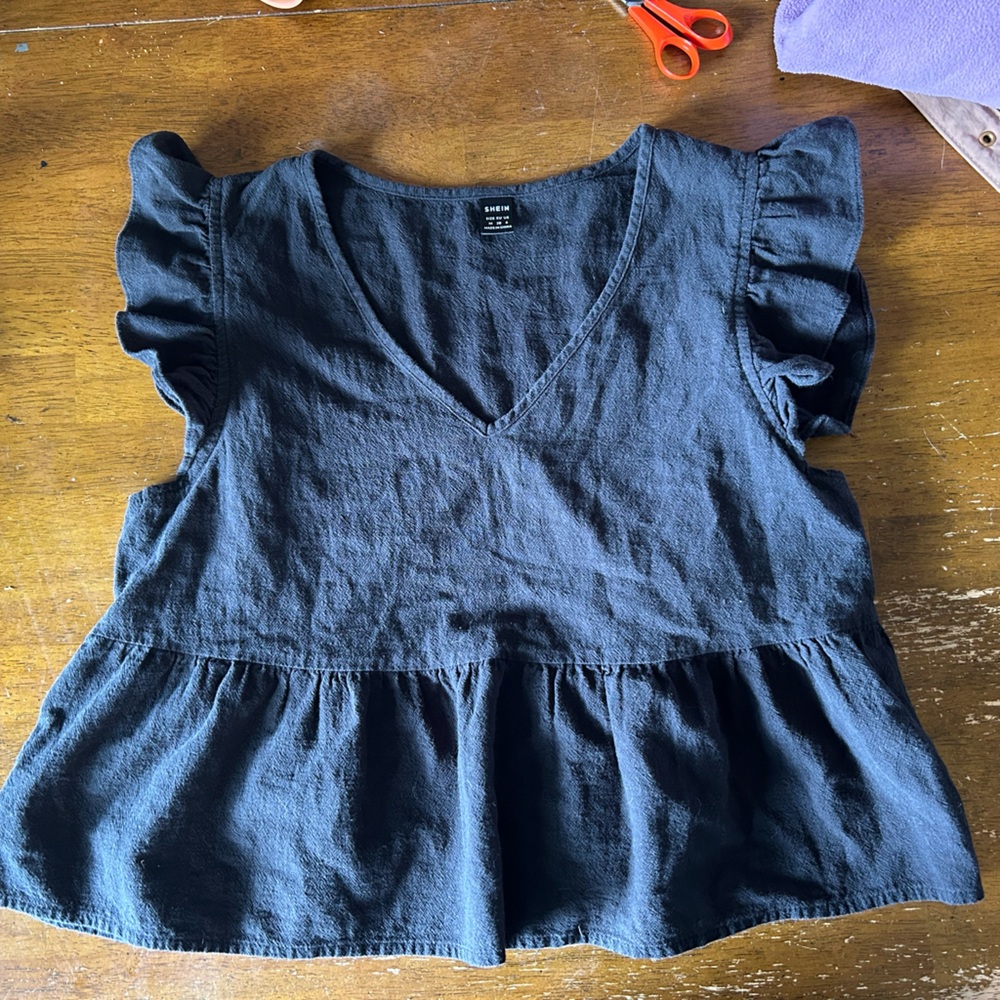 💥 5 for $15 SHEIN Black Ruffled Peplum Blouse